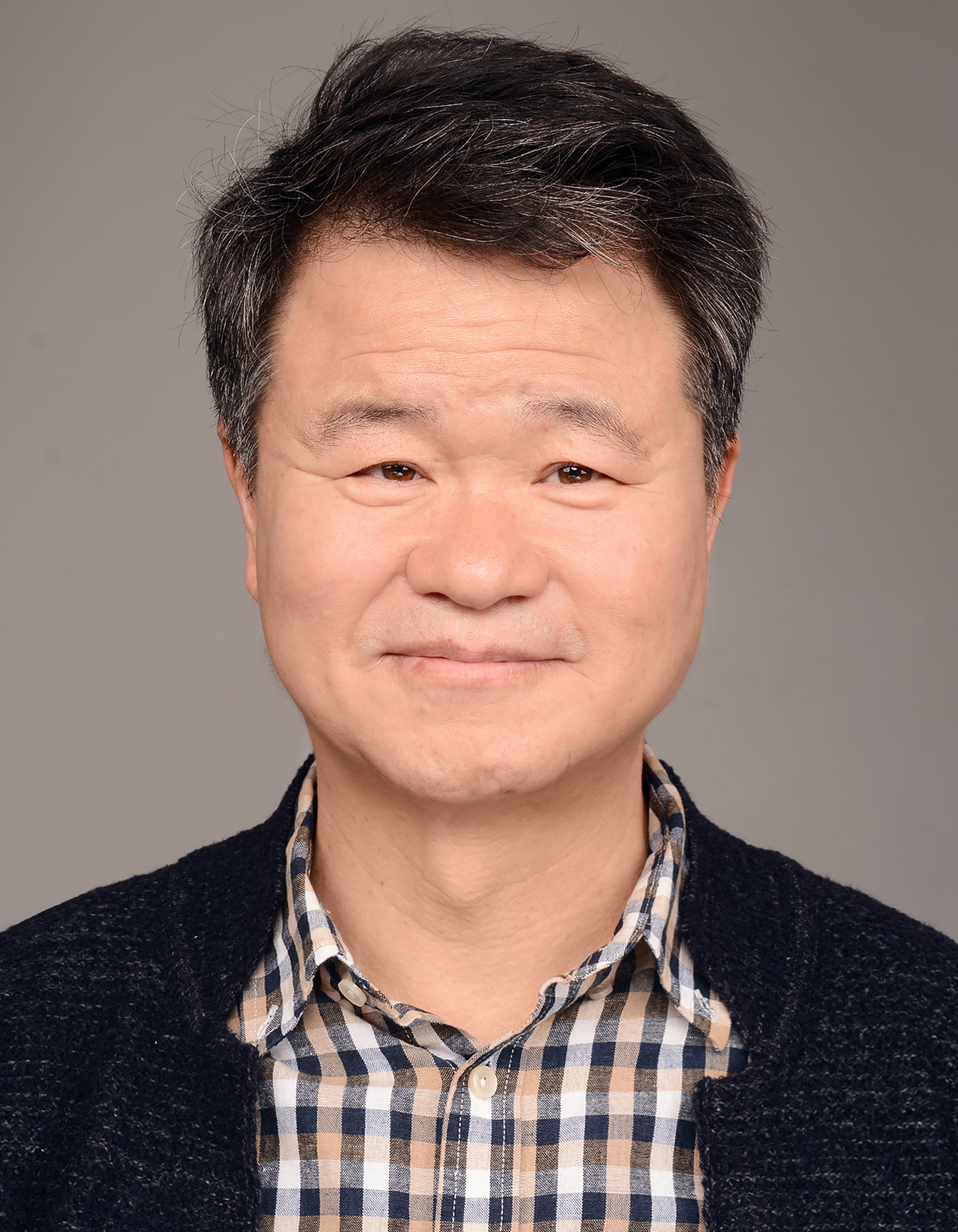 한국방송통신대학교 자연과학대학장 손진곤